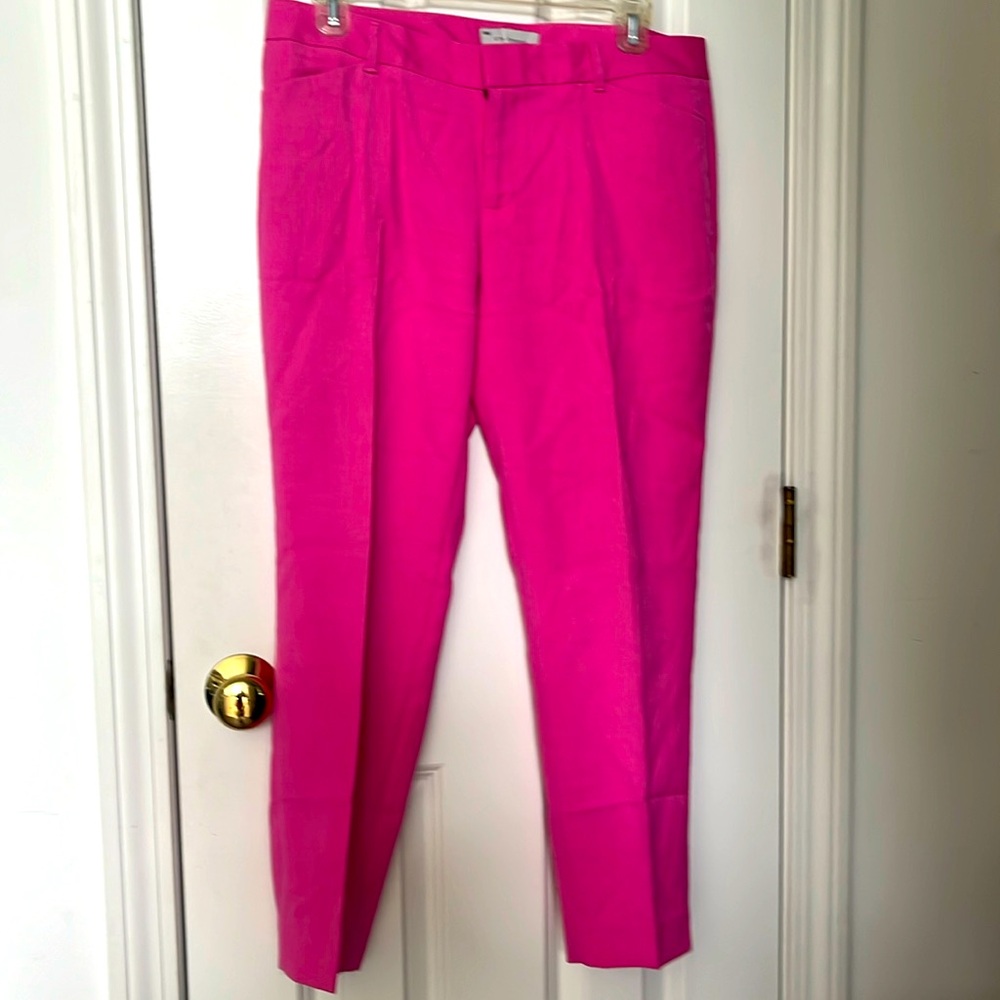 Gap Women’s Slim Cropped Pink Trousers. Size 6 Stretch